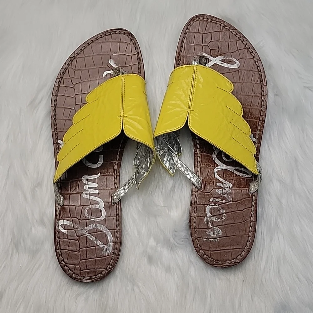 SAM EDELMAN Georgette Rare Yellow Patent Wing Shaped Roman Vibe Thong Sandals‎ 8